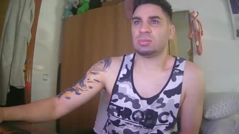 Snapshot of diselobienclaro chatting on 04-22-26, 12:50 diselobienclaro online show from 04-22-26, 12:50