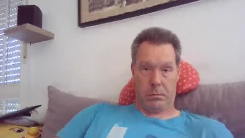 Snapshot of disney0988 chatting on 07-10-26, 12:52 disney0988 online show from 07-10-26, 12:52