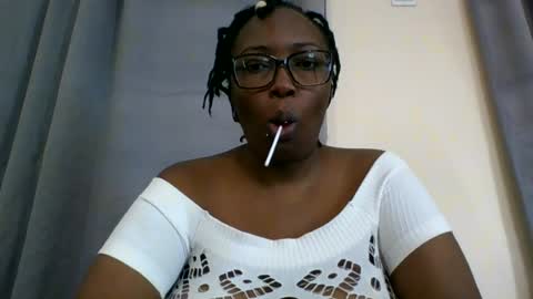 diva223306 online show from 07-07-26, 12:09