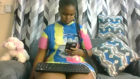 diva_queen495161 online show from 03-07-25, 12:01