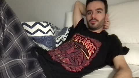 Snapshot of divan1000 chatting on 01-18-25, 07:49 divan1000 online show from 01-18-25, 07:49