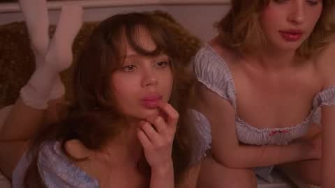 Eva and Lucia online show from 09-26-25, 08:02