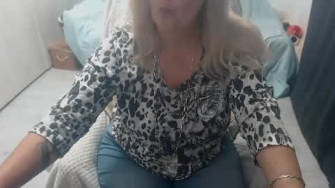 Alexxa online show from 03-25-26, 11:00