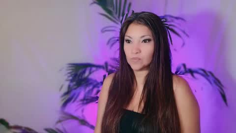 Snapshot of divinelynn chatting on 05-04-26, 12:45 DivineLynn online show from 05-04-26, 12:45