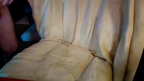 Snapshot of divinemindsalign chatting on 10-17-25, 07:00 divinemindsalign online show from 10-17-25, 07:00