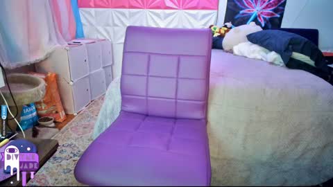 Snapshot of divynejade chatting on 12-08-24, 12:18 Jade Divyne online show from 12-08-24, 12:18