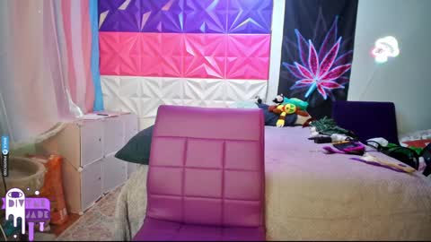 Snapshot of divynejade chatting on 12-09-24, 03:44 Jade Divyne online show from 12-09-24, 03:44