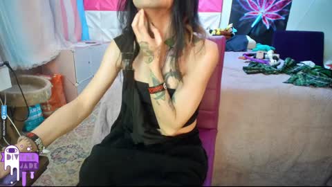 Snapshot of divynejade chatting on 12-11-24, 09:30 Jade Divyne online show from 12-11-24, 09:30