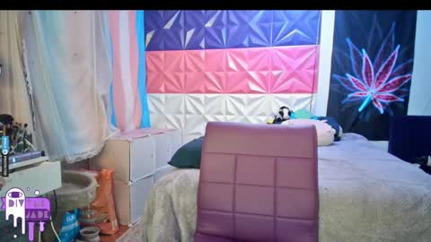 Snapshot of divynejade chatting on 12-24-24, 10:55 Jade Divyne online show from 12-24-24, 10:55