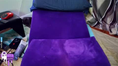 Snapshot of divynejade chatting on 03-07-25, 04:35 Jade Divyne online show from 03-07-25, 04:35