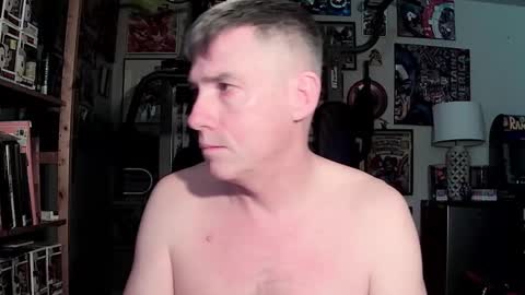 dix_handley_50 online show from 01-29-25, 02:10