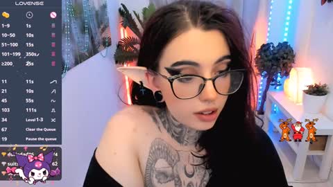 dixipixi_ online show from 12-29-24, 08:44