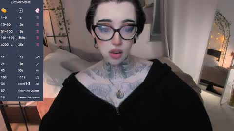dixipixi_ online show from 05-28-26, 08:00