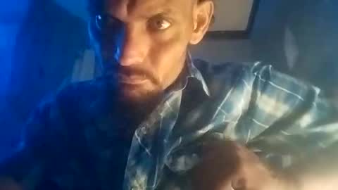 Snapshot of dixonbird41 chatting on 12-23-25, 07:28 dixonbird41 online show from 12-23-25, 07:28