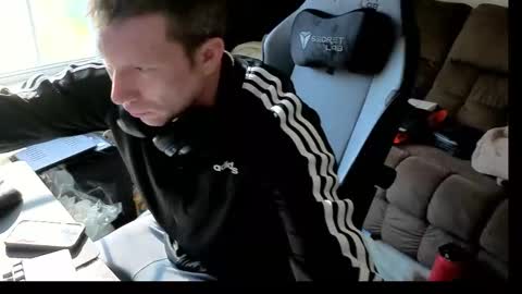 Hansel and Gretle online show from 03-28-26, 01:22