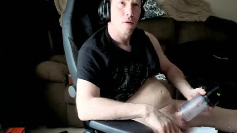 Hansel and Gretle online show from 04-20-26, 03:48