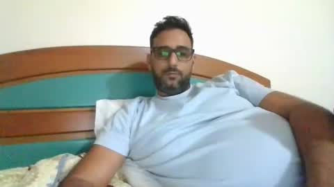 Snapshot of djac1987 chatting on 09-21-25, 04:19 djac1987 online show from 09-21-25, 04:19