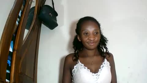Snapshot of djamellah chatting on 05-24-26, 07:24 djamellah online show from 05-24-26, 07:24