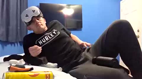 Snapshot of djcloudy22223 chatting on 11-15-25, 10:34 djcloudy22223 online show from 11-15-25, 10:34