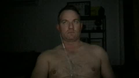 Snapshot of djswpy chatting on 03-13-26, 05:25 TriflinYoBitch online show from 03-13-26, 05:25