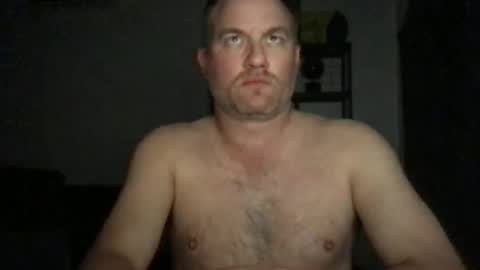 Snapshot of djswpy chatting on 03-31-26, 03:52 TriflinYoBitch online show from 03-31-26, 03:52