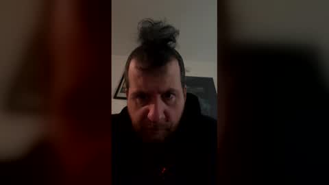Snapshot of dlew505 chatting on 02-01-26, 09:24 come say hey lets chat online show from 02-01-26, 09:24