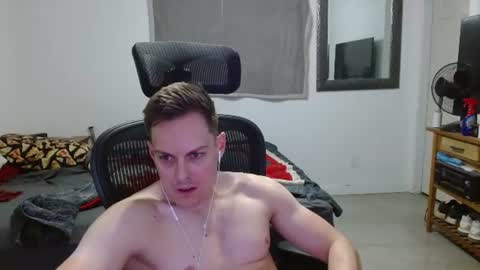 Snapshot of dmoney212 chatting on 07-31-26, 06:13 dmoney212 online show from 07-31-26, 06:13