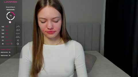 Snapshot of do_dick chatting on 05-06-26, 04:30 Polly and Kiriko online show from 05-06-26, 04:30