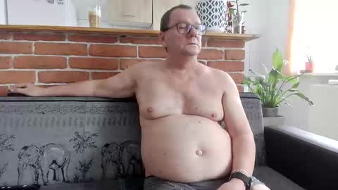 Snapshot of dobrybogdan chatting on 03-17-26, 10:29 dobrybogdan online show from 03-17-26, 10:29