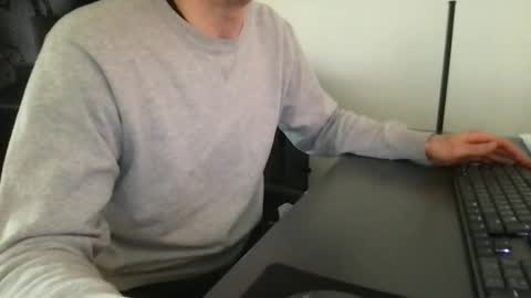 Snapshot of doctor_luv_69 chatting on 04-30-26, 07:04 doctor_luv_69 online show from 04-30-26, 07:04