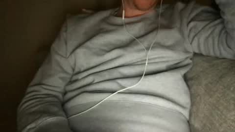 Snapshot of doctor_luv_69 chatting on 05-01-26, 08:24 doctor_luv_69 online show from 05-01-26, 08:24
