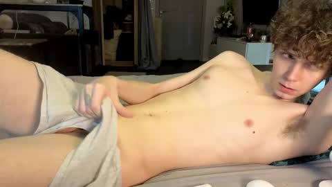 Alex online show from 12-15-25, 07:34