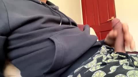 Snapshot of dogfight12 chatting on 01-14-26, 09:26 dogfight12 online show from 01-14-26, 09:26