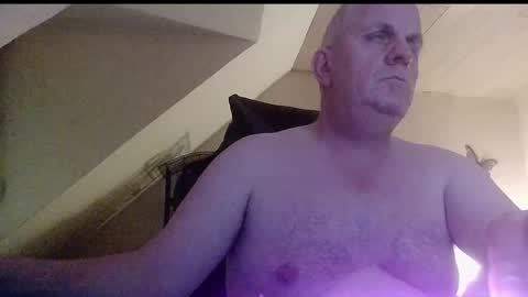 doggy2629 online show from 01-07-26, 04:53