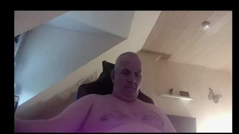 Snapshot of doggy2629 chatting on 05-15-26, 06:37 doggy2629 online show from 05-15-26, 06:37