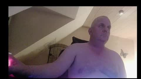 Snapshot of doggy2629 chatting on 05-18-26, 08:25 doggy2629 online show from 05-18-26, 08:25