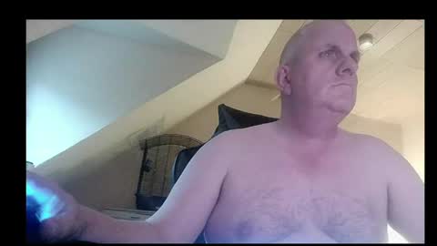 Snapshot of doggy2629 chatting on 05-19-26, 06:36 doggy2629 online show from 05-19-26, 06:36