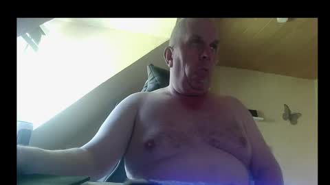 Snapshot of doggy2629 chatting on 05-28-26, 08:55 doggy2629 online show from 05-28-26, 08:55