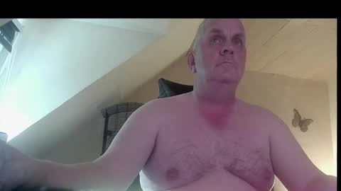 Snapshot of doggy2629 chatting on 05-31-26, 06:20 doggy2629 online show from 05-31-26, 06:20