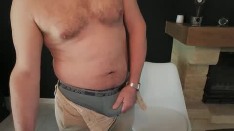 Snapshot of doggydaddi chatting on 02-17-25, 01:10 Alex online show from 02-17-25, 01:10