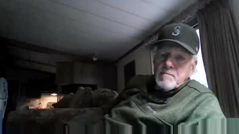 Snapshot of doingmyself69 chatting on 11-06-25, 10:10 doingmyself69 online show from 11-06-25, 10:10