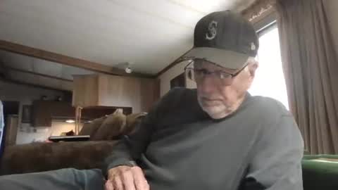 Snapshot of doingmyself69 chatting on 03-04-26, 08:37 doingmyself69 online show from 03-04-26, 08:37