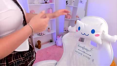 antonella online show from 10-18-25, 12:24