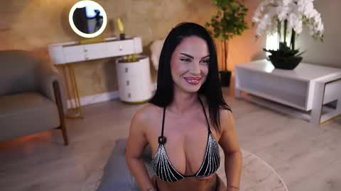 Monica online show from 10-14-25, 09:21