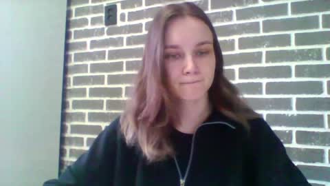 dolcezza_ online show from 04-06-26, 11:11