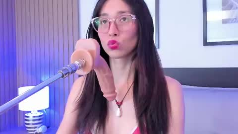 Snapshot of doll_bella_ chatting on 07-10-26, 08:00 Bella online show from 07-10-26, 08:00