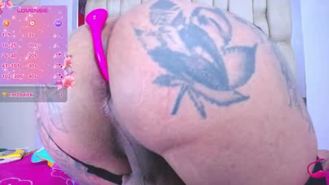 Heilen Niikol online show from 04-18-26, 01:42