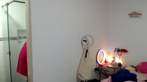 Snapshot of doll_sary chatting on 07-01-26, 06:07 Catherine XXX online show from 07-01-26, 06:07