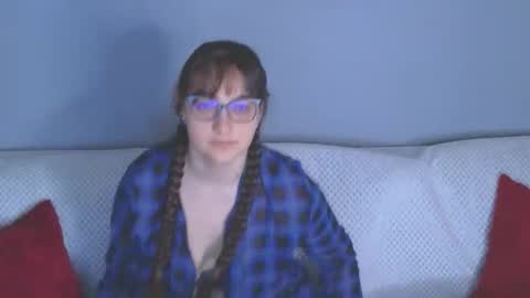 Tessa online show from 03-18-26, 12:19