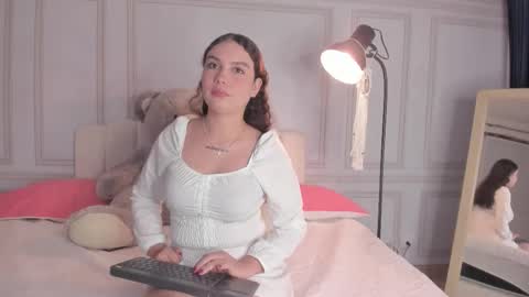 doll_valeria_ online show from 11-24-25, 11:32